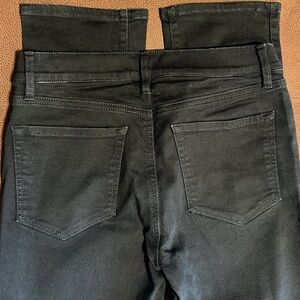 LOFT Black Modern Kick Crop